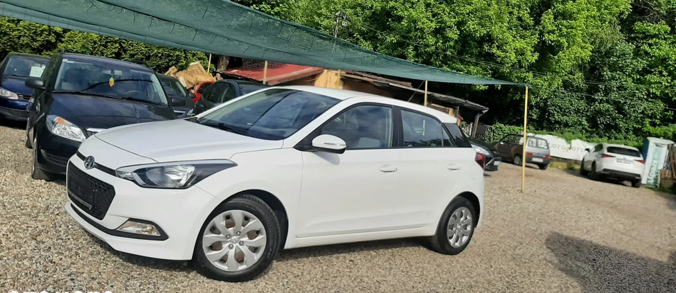 Hyundai i20 cena 32900 przebieg: 151000, rok produkcji 2016 z Elbląg małe 301